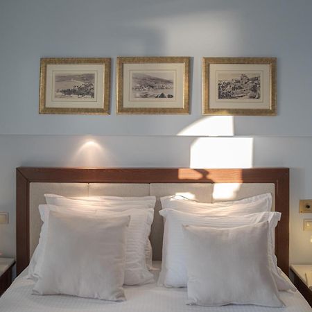 Aneroussa Beach Hotel 바트시 외부 사진