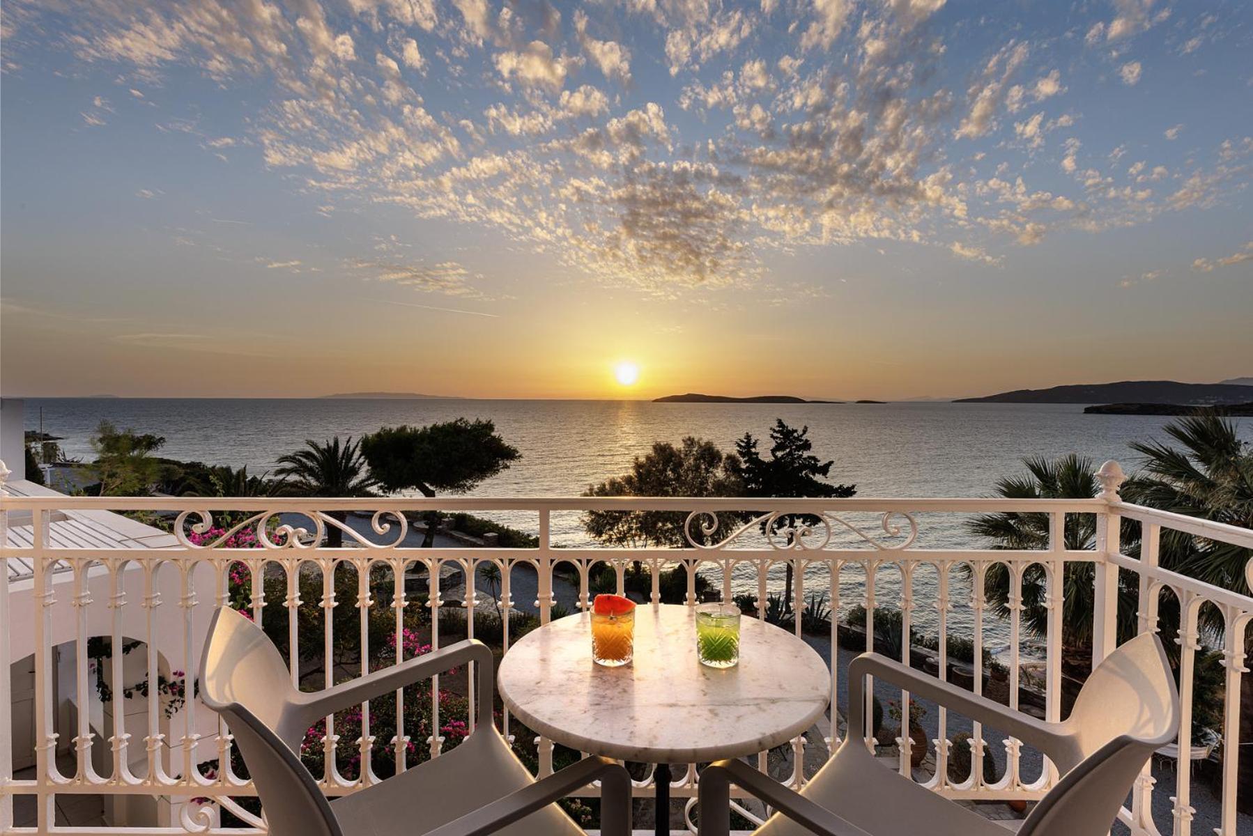 Aneroussa Beach Hotel 바트시 외부 사진