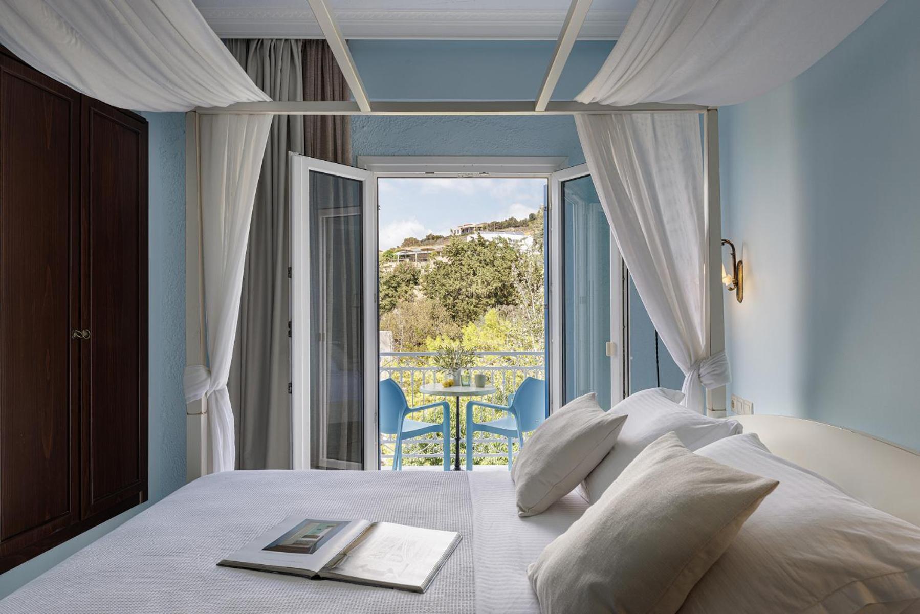 Aneroussa Beach Hotel 바트시 외부 사진