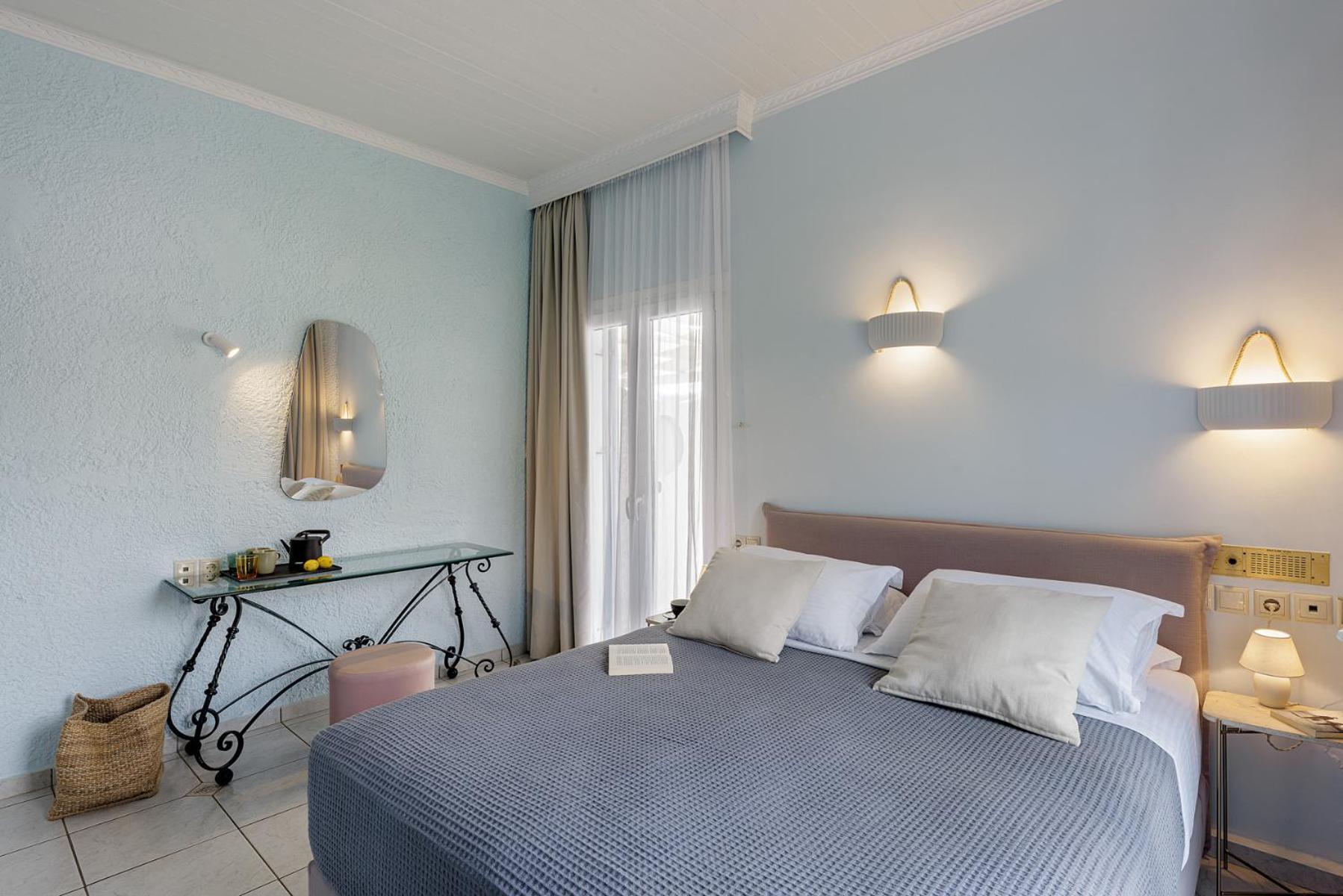 Aneroussa Beach Hotel 바트시 외부 사진